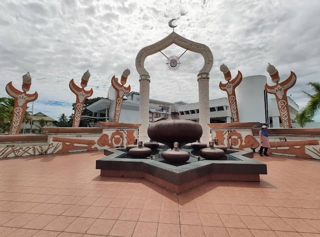 Mercu Tanda Kenangan - Image 1