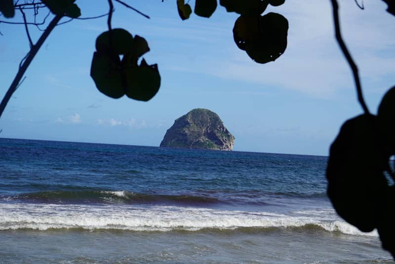 Mini-Plage de la Pointe du Diamant - Image 1