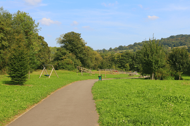 The Dell - Image 1