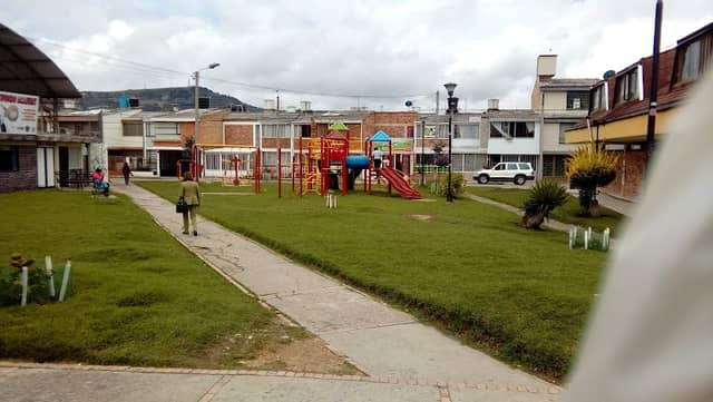 Infantil Santa Inés Park - Image 1