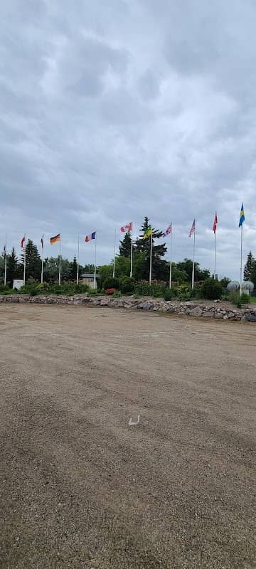 Flag Garden - Image 2