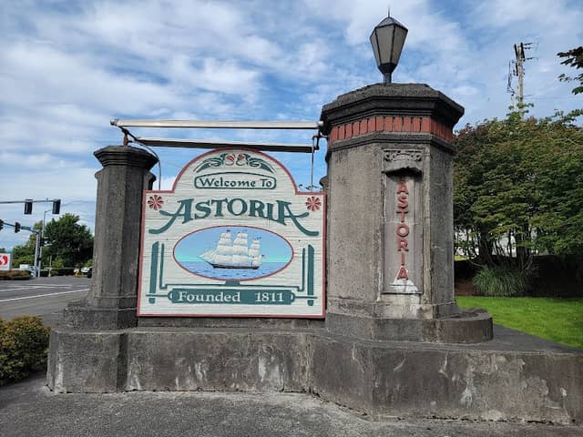 Welcome to Astoria Sign - Image 1