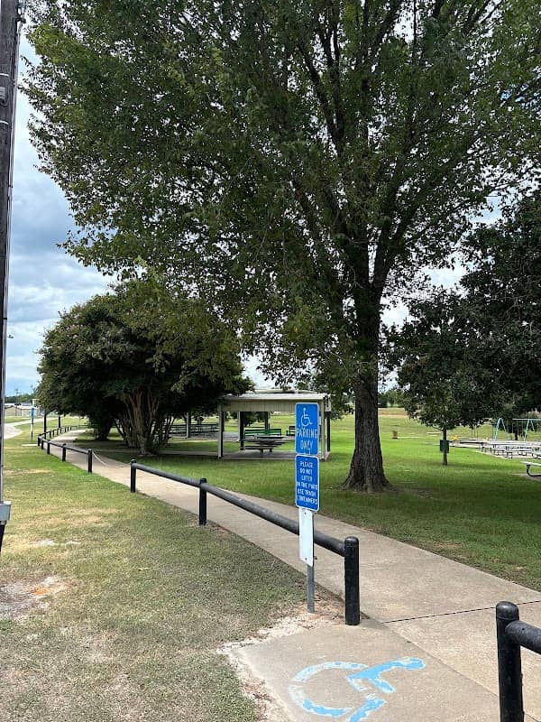 Lexington Memorial Park - Image 2