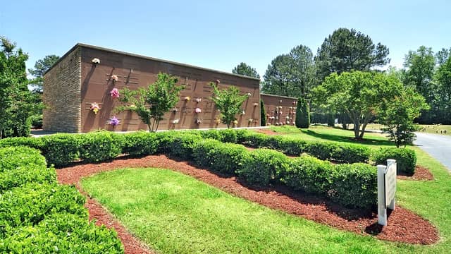 Meadowbrook Memorial & Cremation Gardens - Image 1