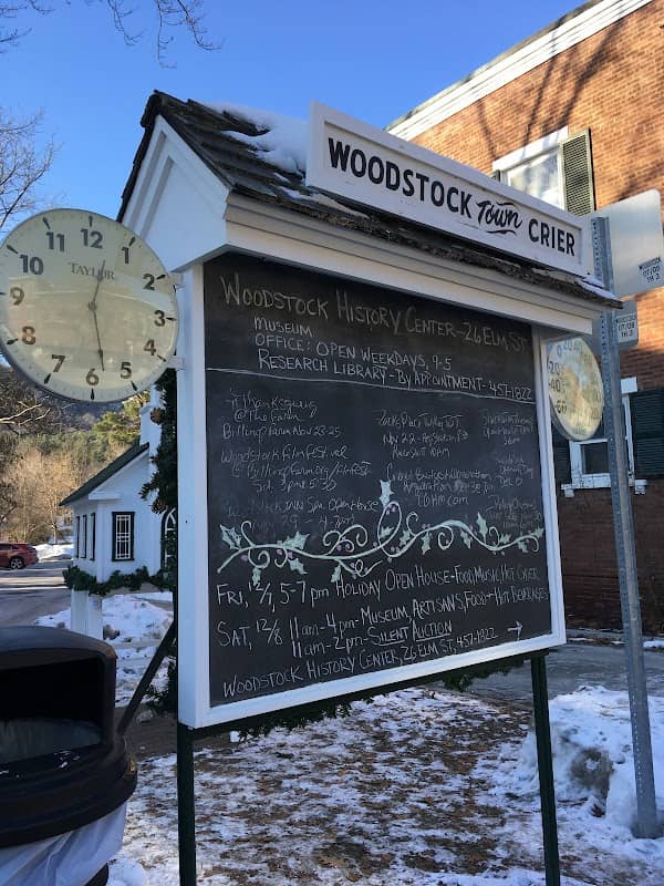 Woodstock Town Smiler - Image 1
