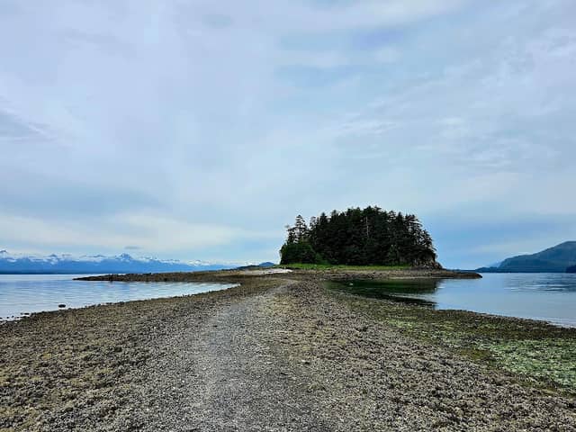 Outer point - Image 1
