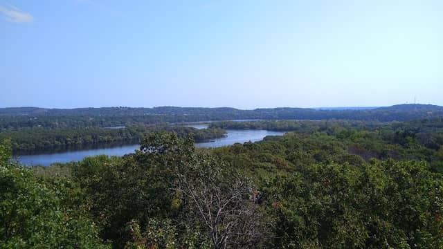 Mount Simon Park - Image 1