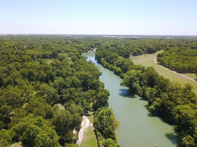Riverview Park - Image 2
