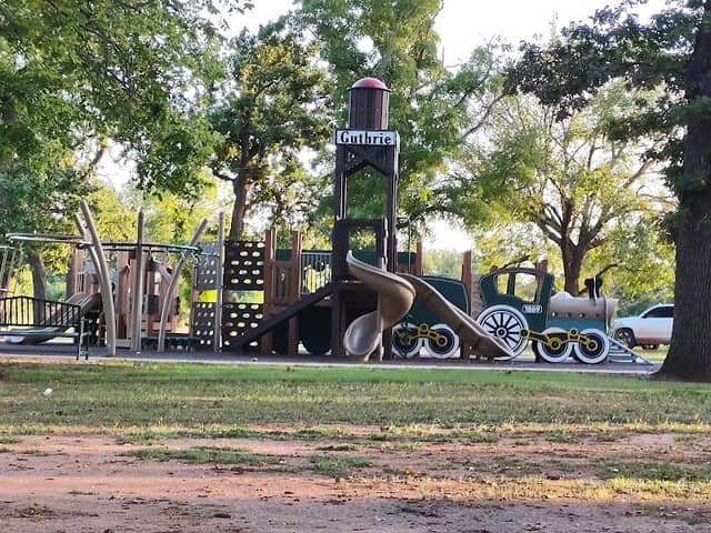 Mineral Wells Park - Image 1