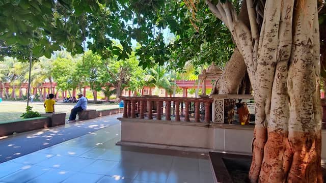 BAPS Temple Park South - Image 2