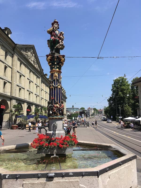 Kindlifresserbrunnen - Image 2