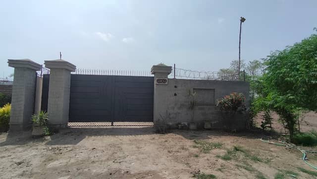 Dera Mian Atif dola - Image 1