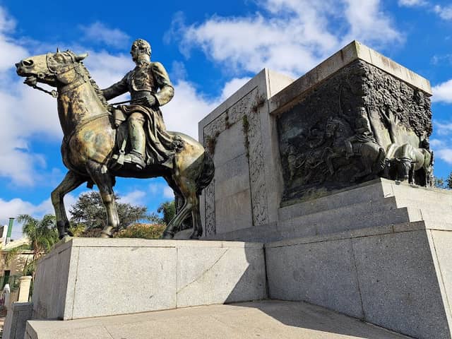 Brigadier Estanislao López Monument - Image 1