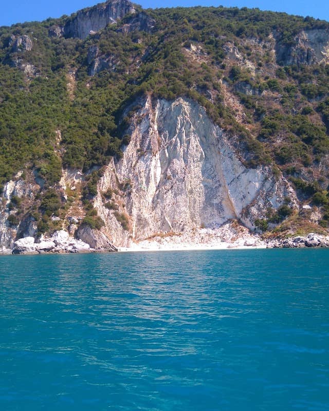 Λευκή άμμος - Image 1