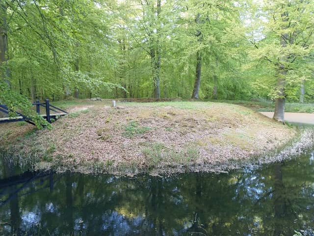 Stagsevold borgruin - Image 1