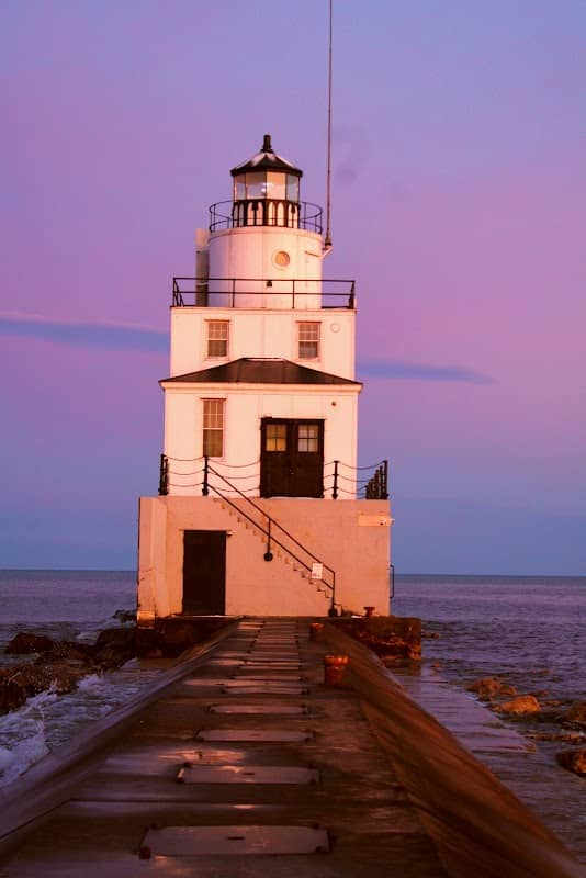 Manitowoc North Breakwater Lighthouse - Image 2
