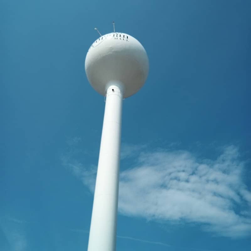 Georgian Mall Water Tower - Image 1