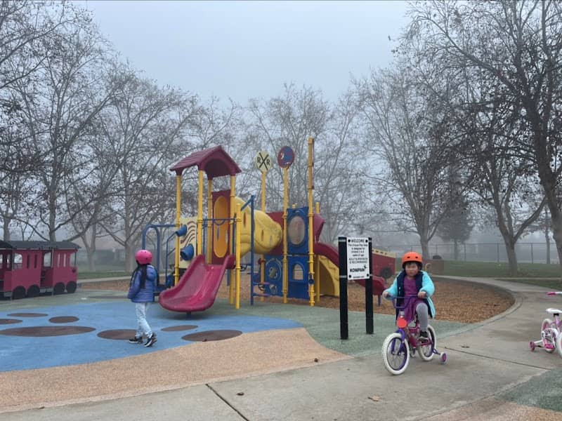 Van Doren Park - Image 1