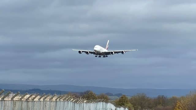 Aeroplane viewpoint Glasgow - Image 1
