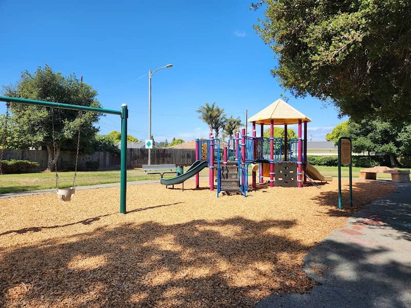 Santa Lucia Park - Image 1
