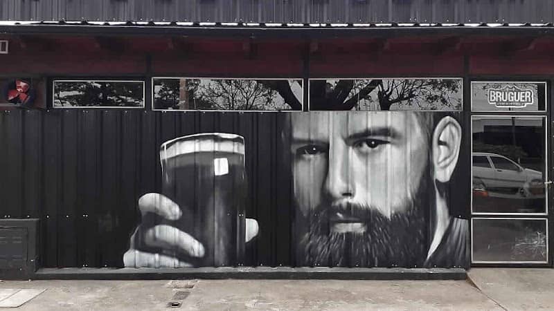 Mural Cerveceria - Image 1