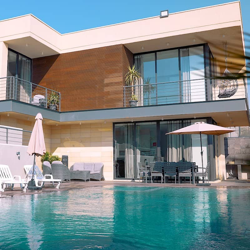 STAY Chalet - Image 1