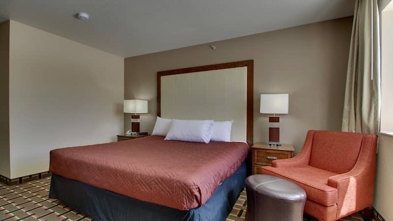 Heritage Grand Inn - Canton, IL - Image 1