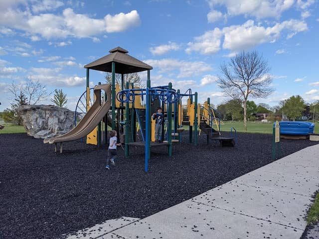 Stoneridge Estates Park - Image 1