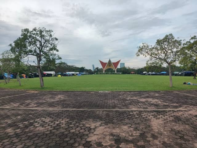 ศาลาราชาวดี สวนหลวง ร.9 - Image 1