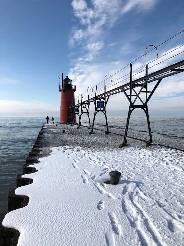 South Haven Lighthouse - Image 3