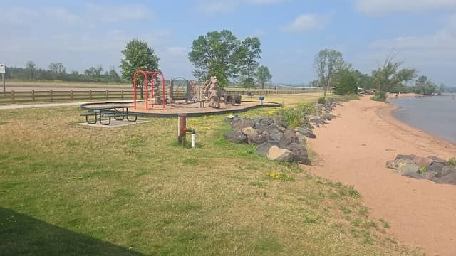 Maslowski Beach Artesian Well - Image 2