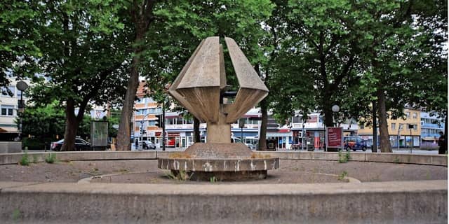 Rosenbrunnen (Pissnelke), Hildesheim (1976) - Image 1