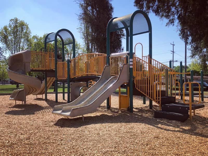 Ruus Park - Image 2