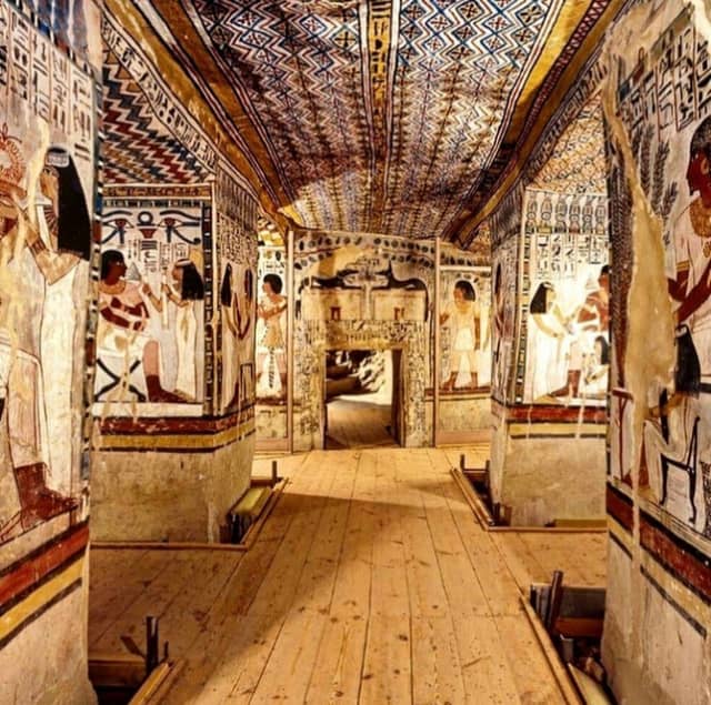 TT96 - Tomb of Sennefer - Image 1