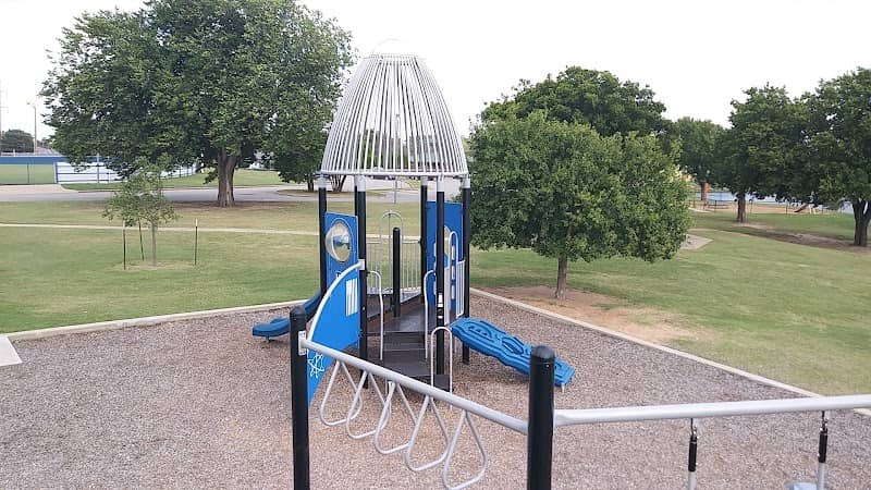 Meadowlake Park - Image 1