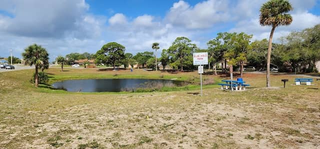 Blue Hole Park - Image 2
