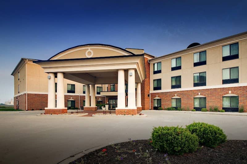 Holiday Inn Express & Suites Peru - Lasalle Area by IHG - Image 1