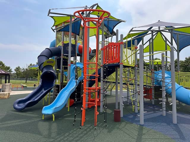 Pioneer Park - Image 2