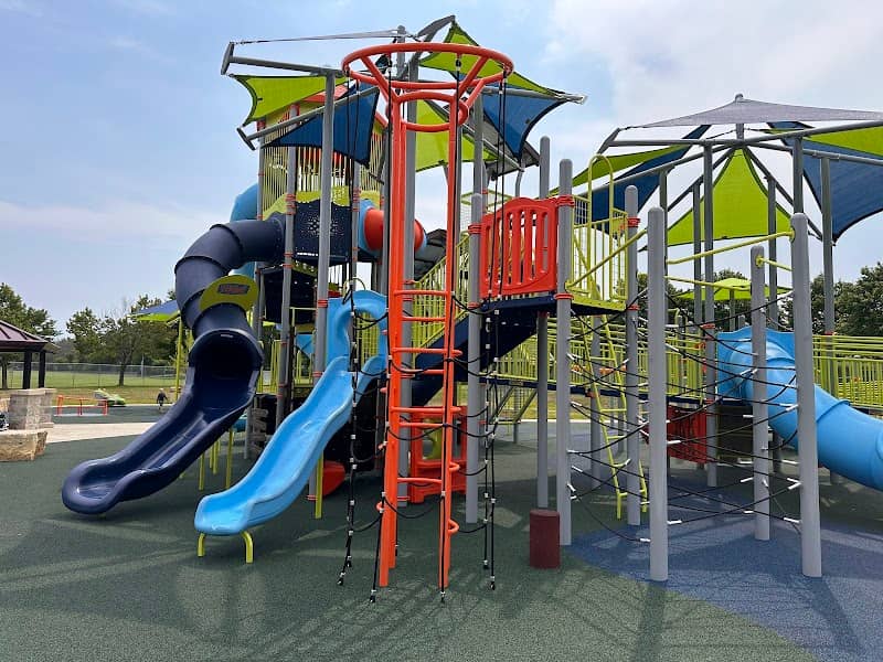 Pioneer Park - Image 2