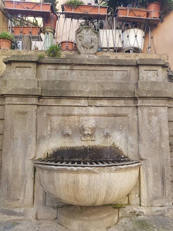 Fontana delle tre cannelle - Image 2