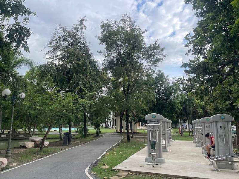 Tambon Sai Noi Municipal Park - Image 2