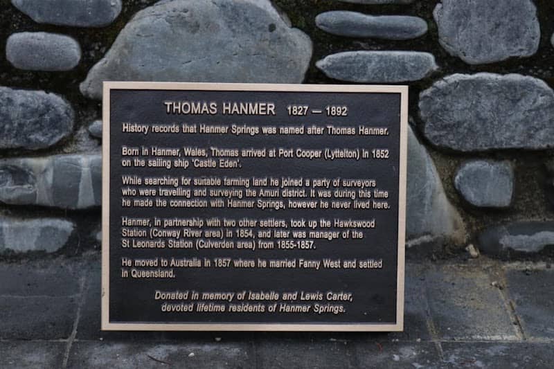 Thomas Hanmer Statue - Image 1
