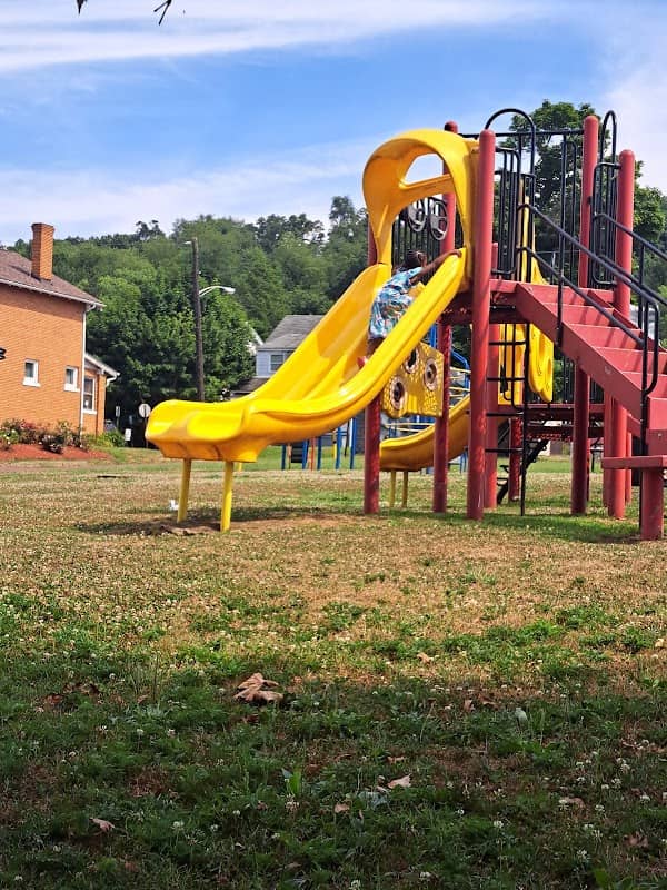 Louis 'Lefty' Cepull Memorial Park - Image 2
