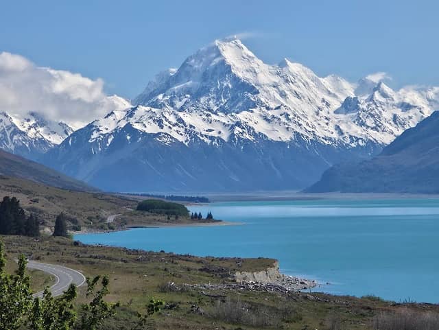 Tapataia Mahaka Peter's Lookout (Lake Pukaki Viewpoint) (Mount Cook Road) - Image 2