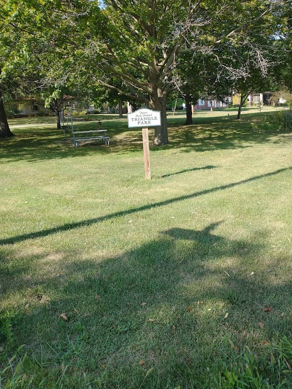 Triangle Park - Image 2