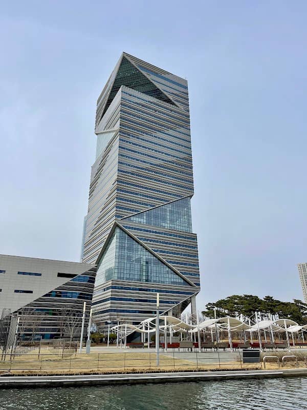 G-Tower - Image 1