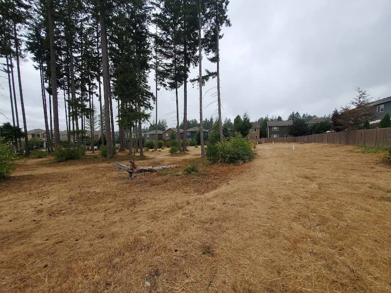 Eagle Court Community Park - Image 2