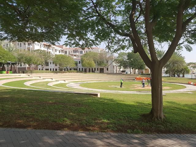 Green Community East Amphitheatre - Image 2