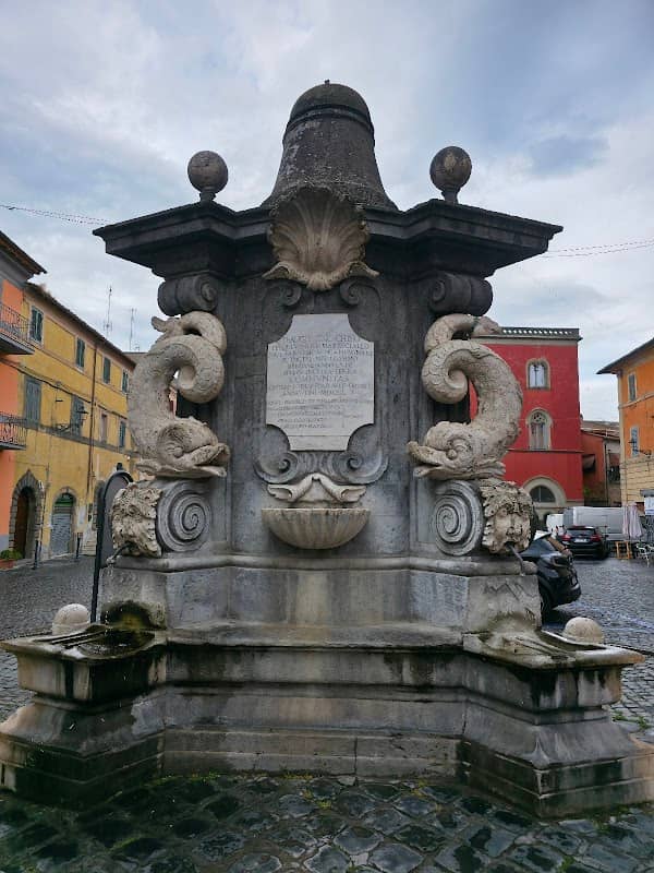 Fontana dei Delfini - Image 1