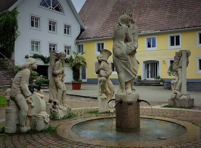 Narrenbrunnen der Kieschtockzunft - Image 1